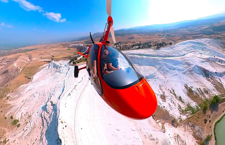gyrocopters in Pamukkale